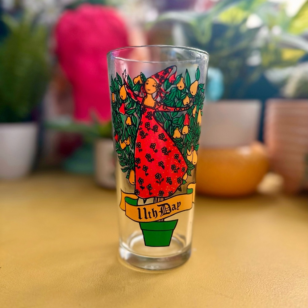 RARE Vintage Misprinted 12 Days of Christmas Glass, Day 11